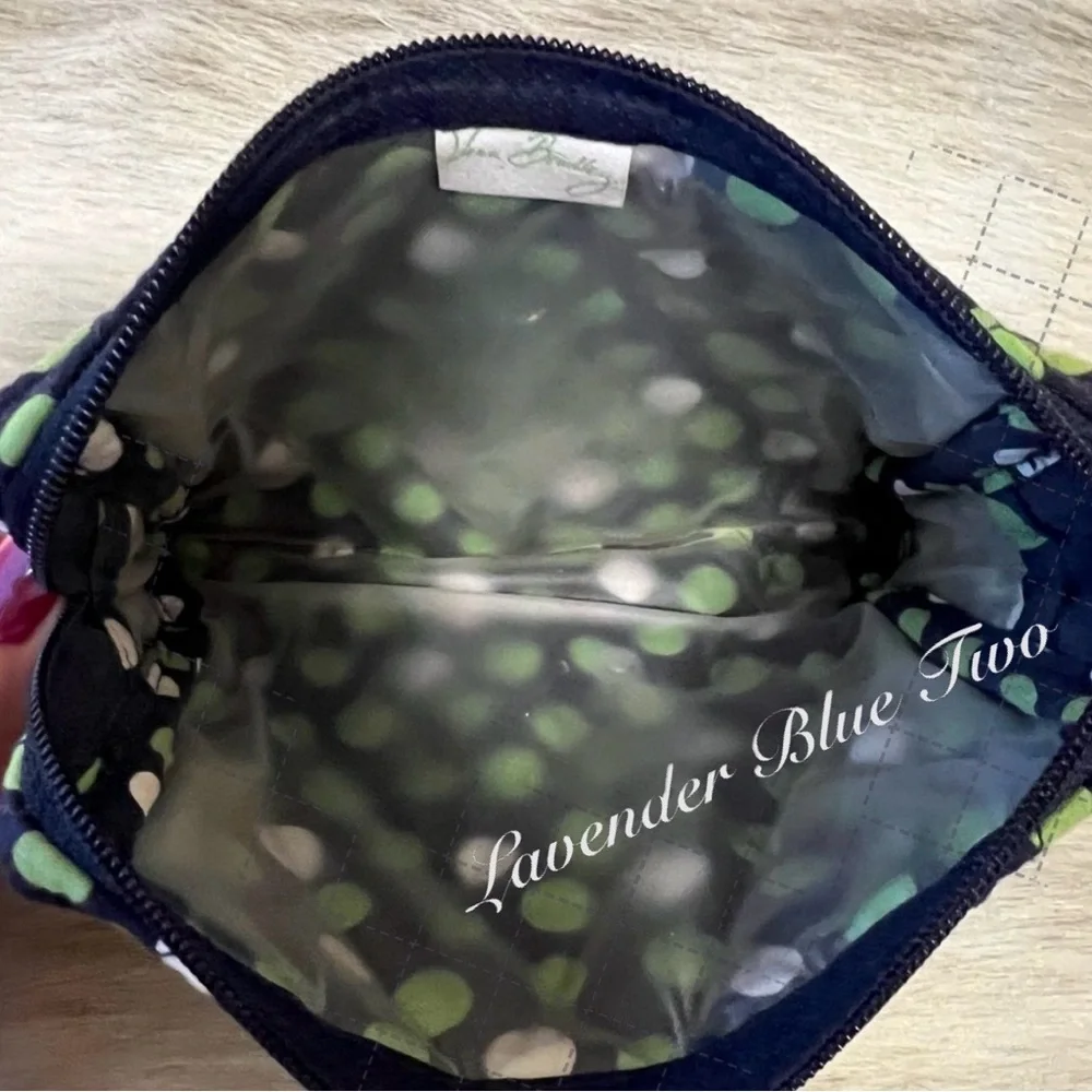 VERA BRADLEY Lucky You Lucky Dots Navy Green White Zip Lined Cosmetic Case 2015